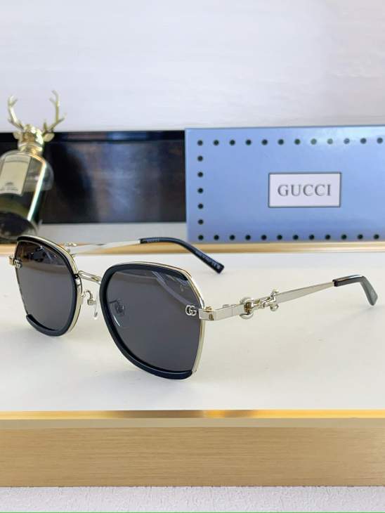 Picture of Gucci Sunglasses _SKUfw80442417fw